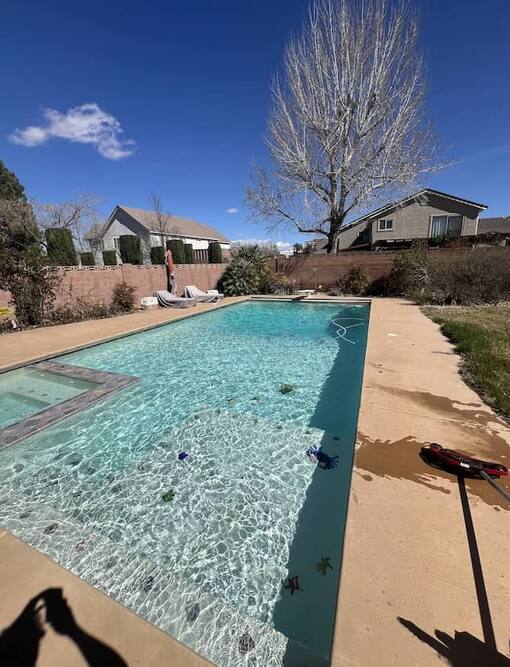 The same lap pool crystal clear after cleaning